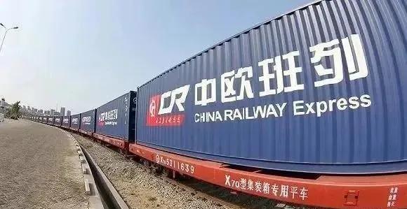 打脸“唱衰中国”论调！据香港《南华早报》今日报道，由中国德国商会今天发布的202