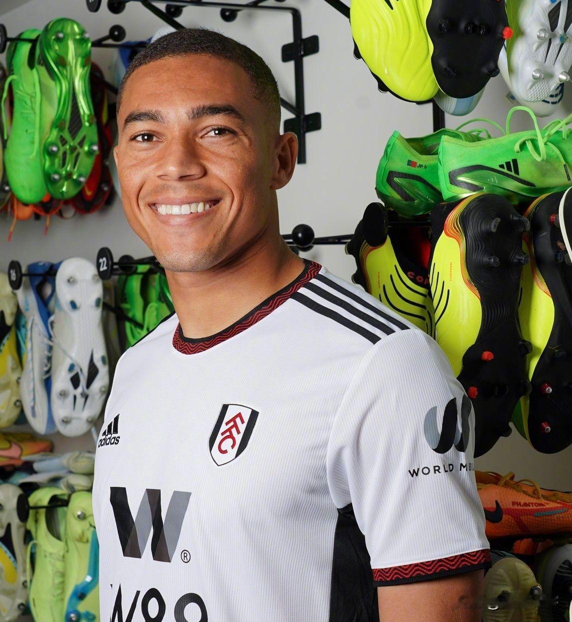 最反感一些媒体人的爆料遮遮掩掩，大胆说出来难道就这么难吗？
根据“粤地足球人”的