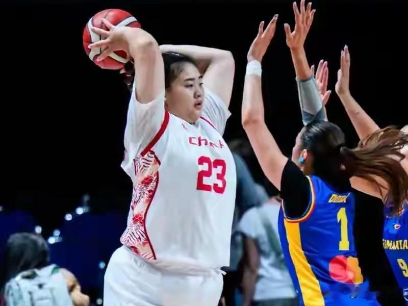 中国女篮出征2026名古屋亚运会，住宿条件简陋，张子宇遇最大短板
 
中国女篮出