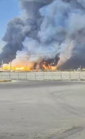 美国《华盛顿邮报》18日报道，美国国防部向白宫提议，为了继续攻击伊朗，追加计划花