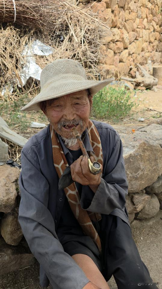 果然被我说中！千万别贪心，新型骗局正在围猎老年人，多人上当，养老本钱没了，后悔莫