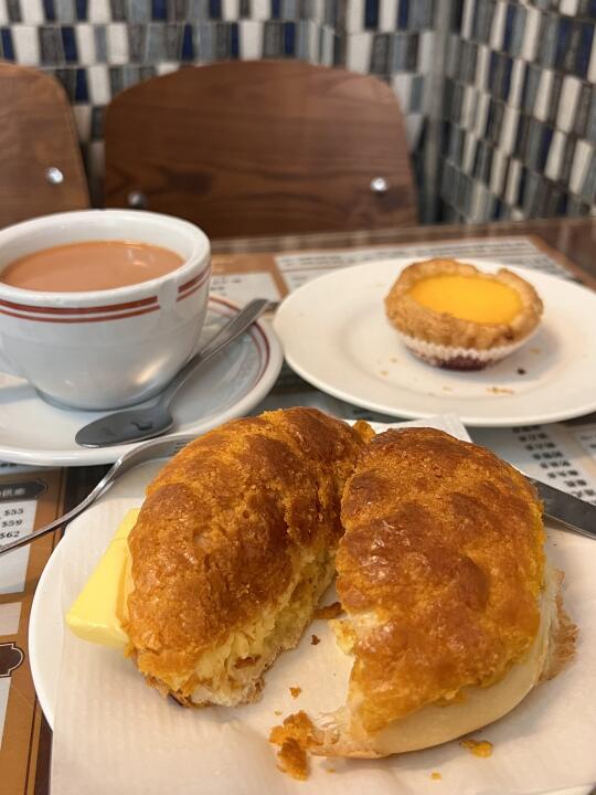 香港老派茶室之张国荣都爱的74年茶餐厅☕️