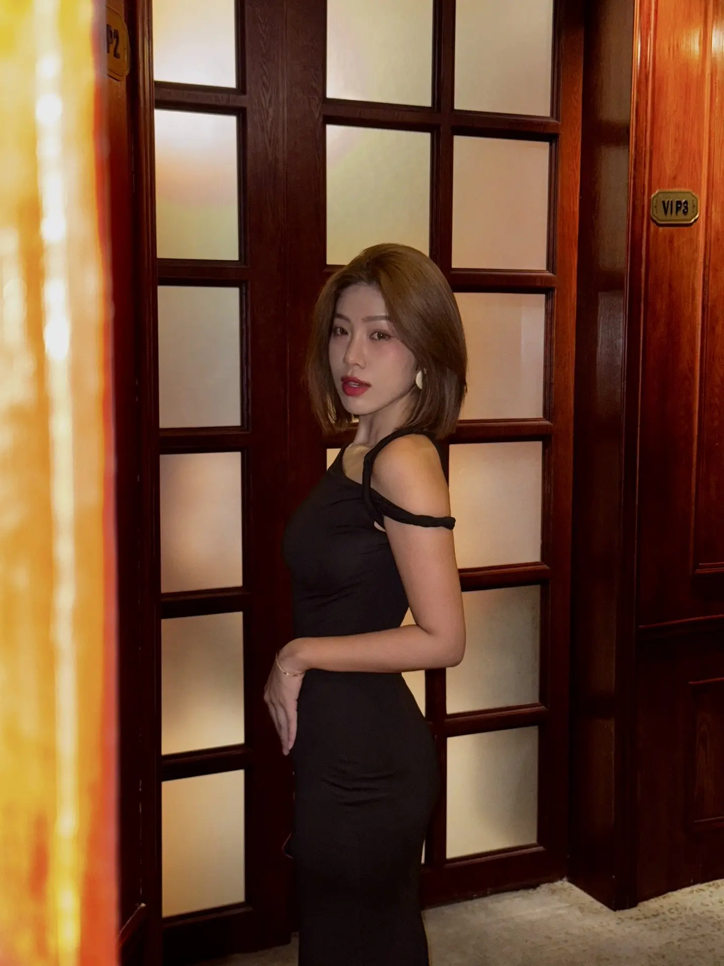🍾。