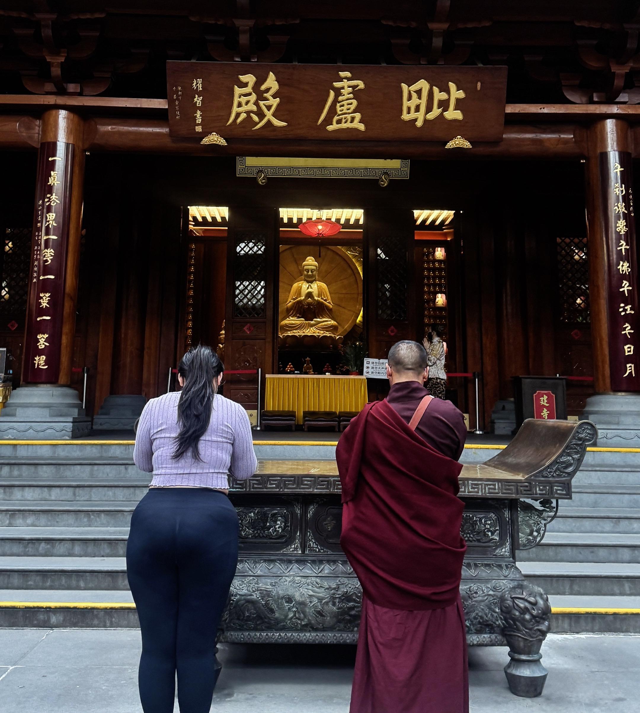 寺庙 正能量 穿衣自由 记录足迹