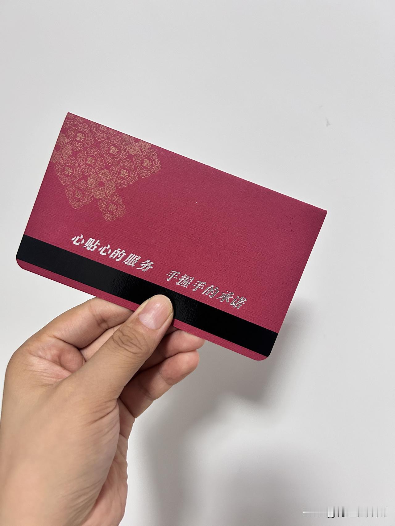为什么有的家庭两口子很拼命赚钱，可一年下来到头根本存不了几个子？而有的家庭却能存