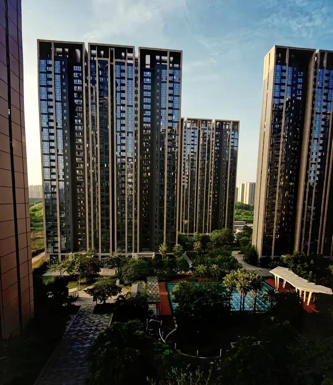 7月1日起，坐高铁从香港西九龙站出发，能直达的内地站点又多了3个——广州北、义乌