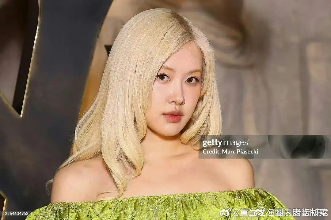 ysl女一和Dior女一谁更美？ 