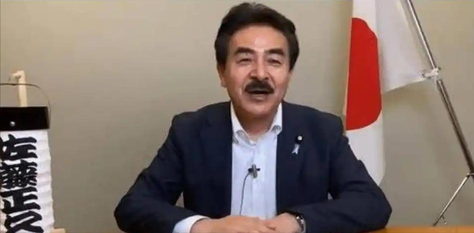 日本政客太猖狂了！
 
最近日本有个政客大放厥词，说二战没美苏出兵中国早亡了，中