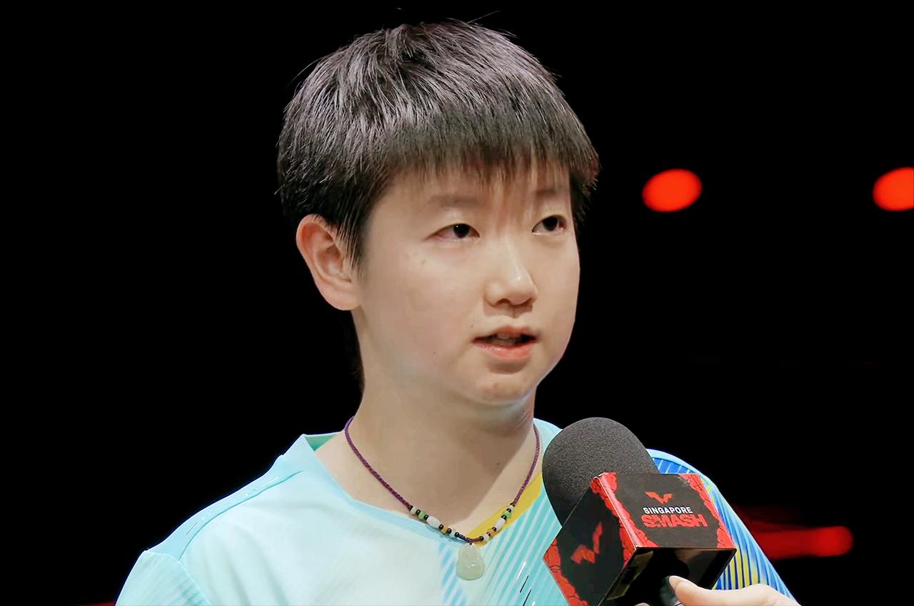 孙颖莎4:2赢了早田希娜之后采访，记者挖坑，莎莎高情商避坑！

记者问：
战胜了