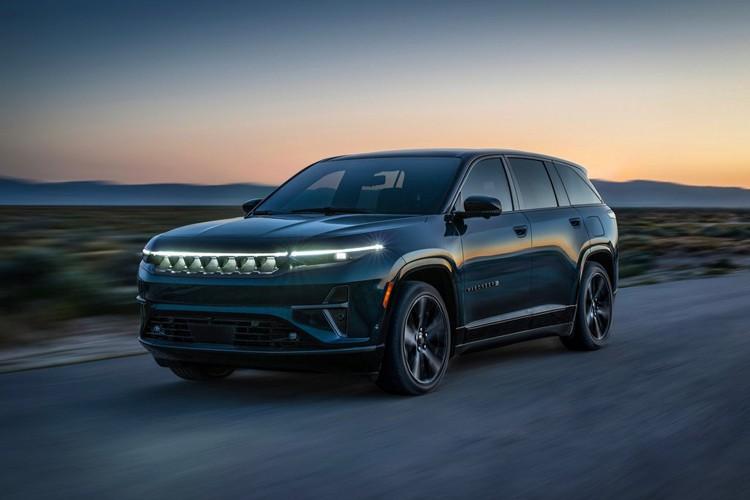 近日，Jeep品牌发布了Wagoneer S先行版的官图，新车是一款基于STLA