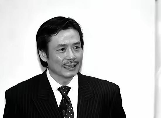 一刀人设崩塌，小刀利用老马搅得国民党和马家人不得安宁

马家大姐马以南这次是真急