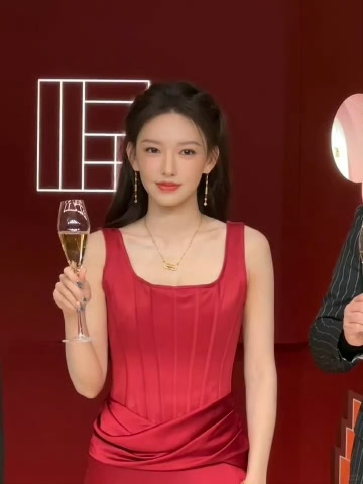 程潇富贵花完全人间富贵花🌹 太美了！！！！！！！ 