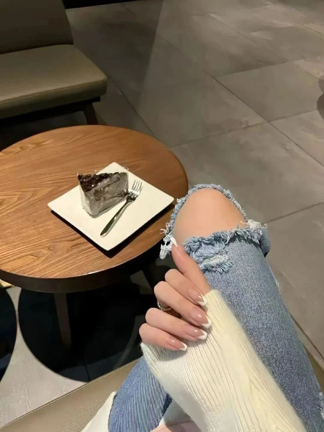 𝐇ɪ̆̈ 𝐥𝐢𝐟𝐞“好好好，都欺负我是吧，我就不信下次我扛不住。” ​