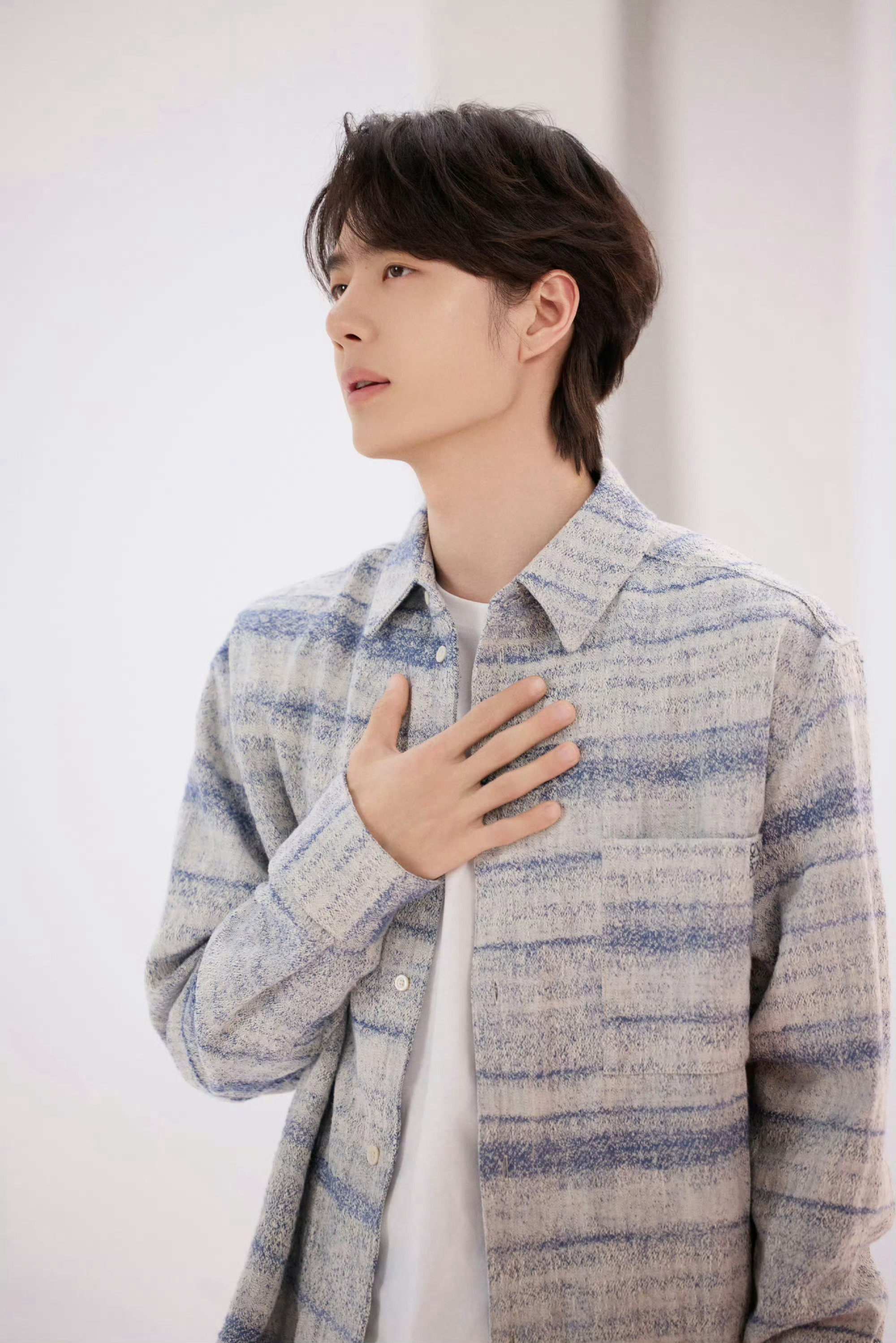 王一博 × 五四晚会主题曲《未来我来》MV花絮图集王一博未来我来MV