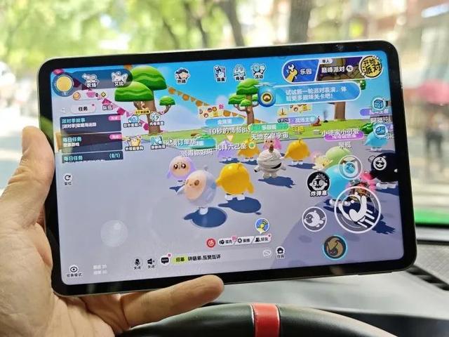 高负载游戏满帧运行！8.8英寸Redmi K Pad首发体验