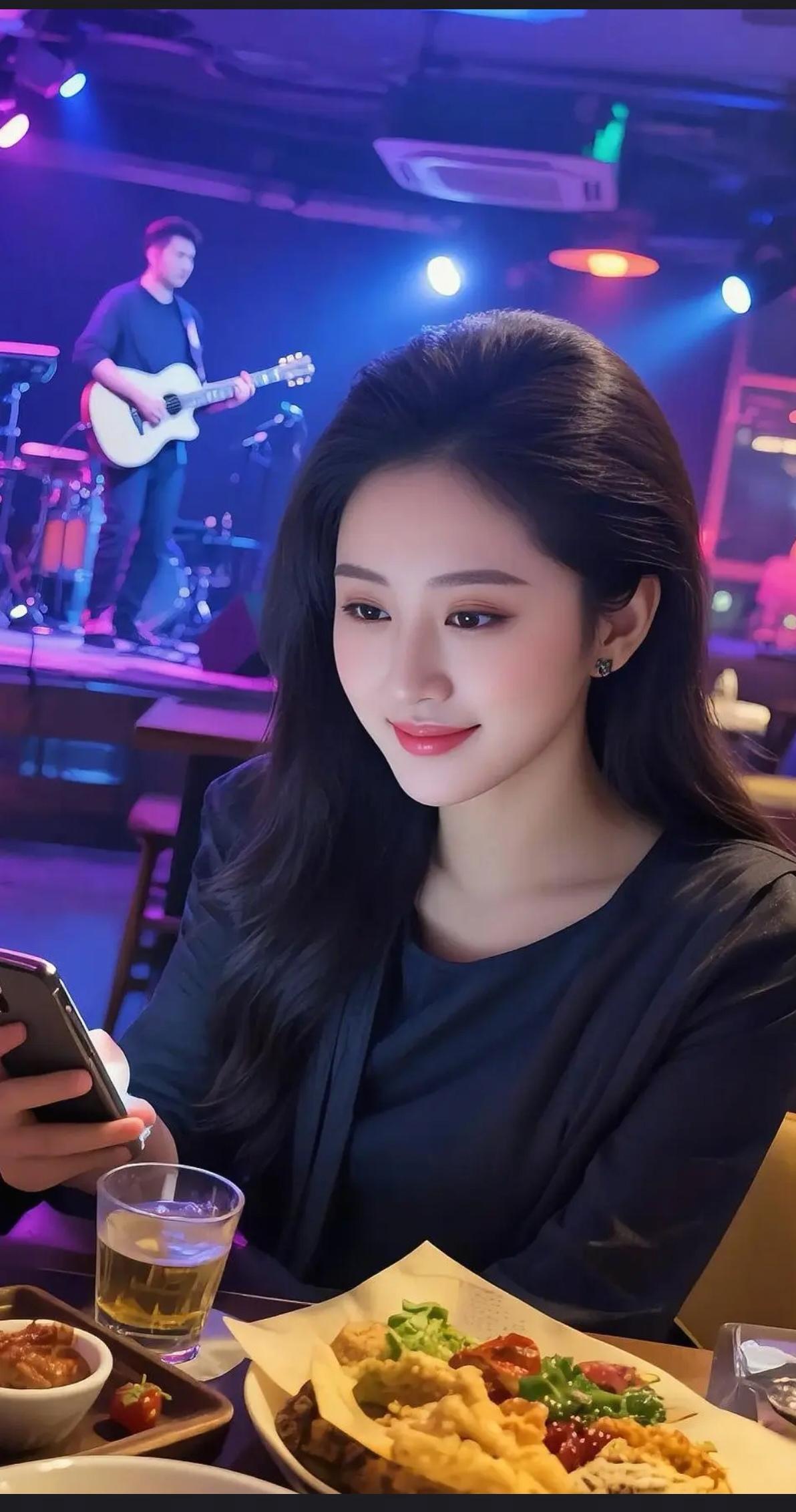 美食与音乐相伴，享受一个人的浪漫时光。🍷🎸🍔