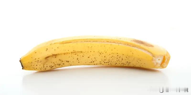 女子网购9斤香蕉到货仅1根 女子网购9斤香蕉，结果到货就1根，这落差也太大了吧！