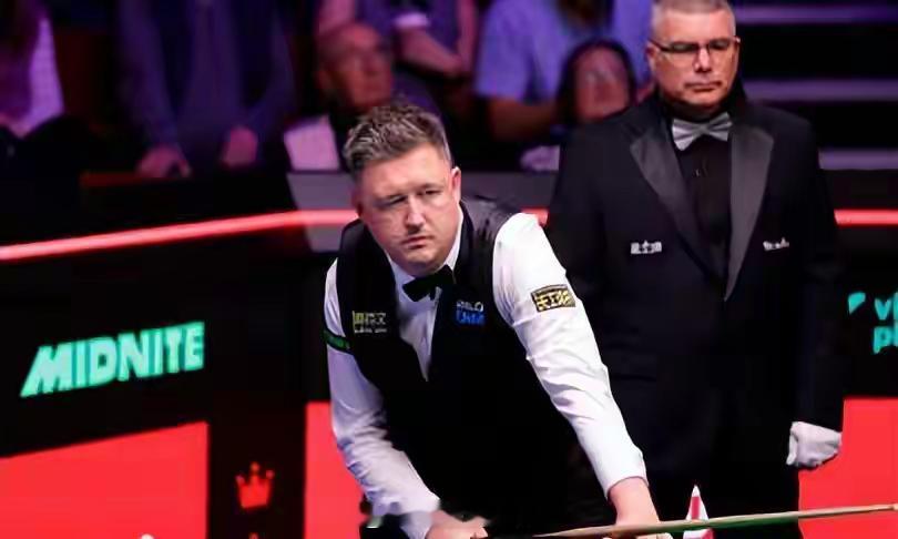 世锦赛一夜崩三冠！奥沙利文杀疯了，特鲁姆普第5局又断在59分凌晨两点刚过，克鲁斯