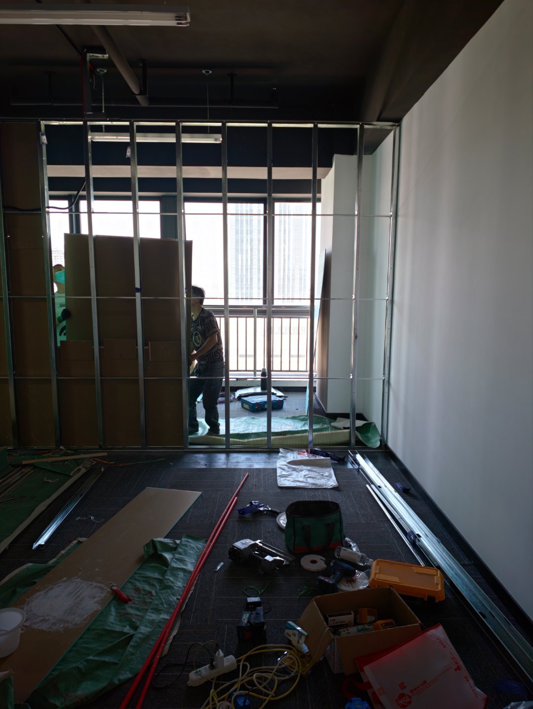 周末了，来看看工作室装修进度