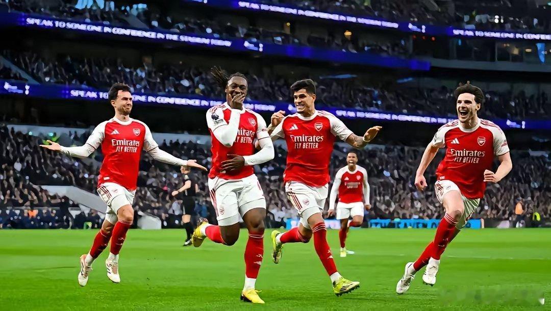 英超一场焦点战，热刺 1-4 阿森纳，完成了他们的英超第28轮，暂时捍卫了他们本