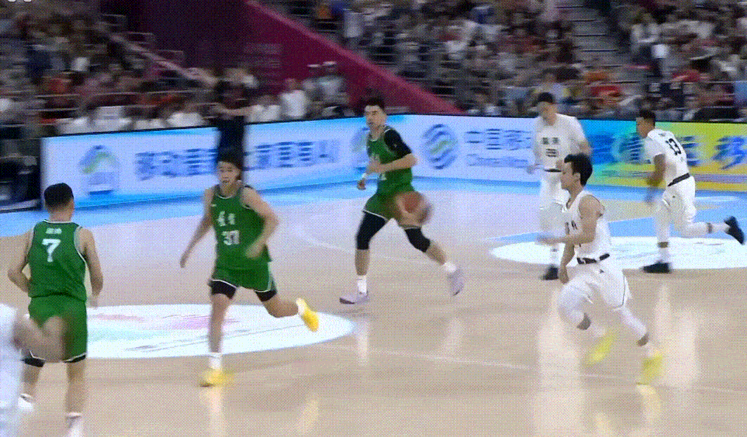 杜润旺，我等了你整整三节啊，三分终于来了，能投进球就是好驴！