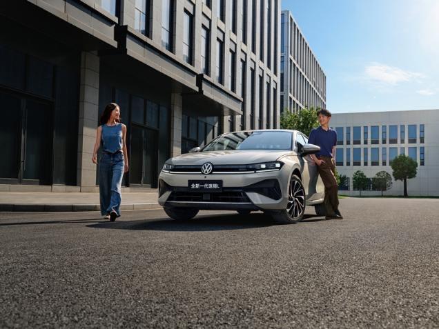 都说现在纯燃油车不好卖，但一汽-大众速腾，2025年月均销量仍然接近2万，这还是