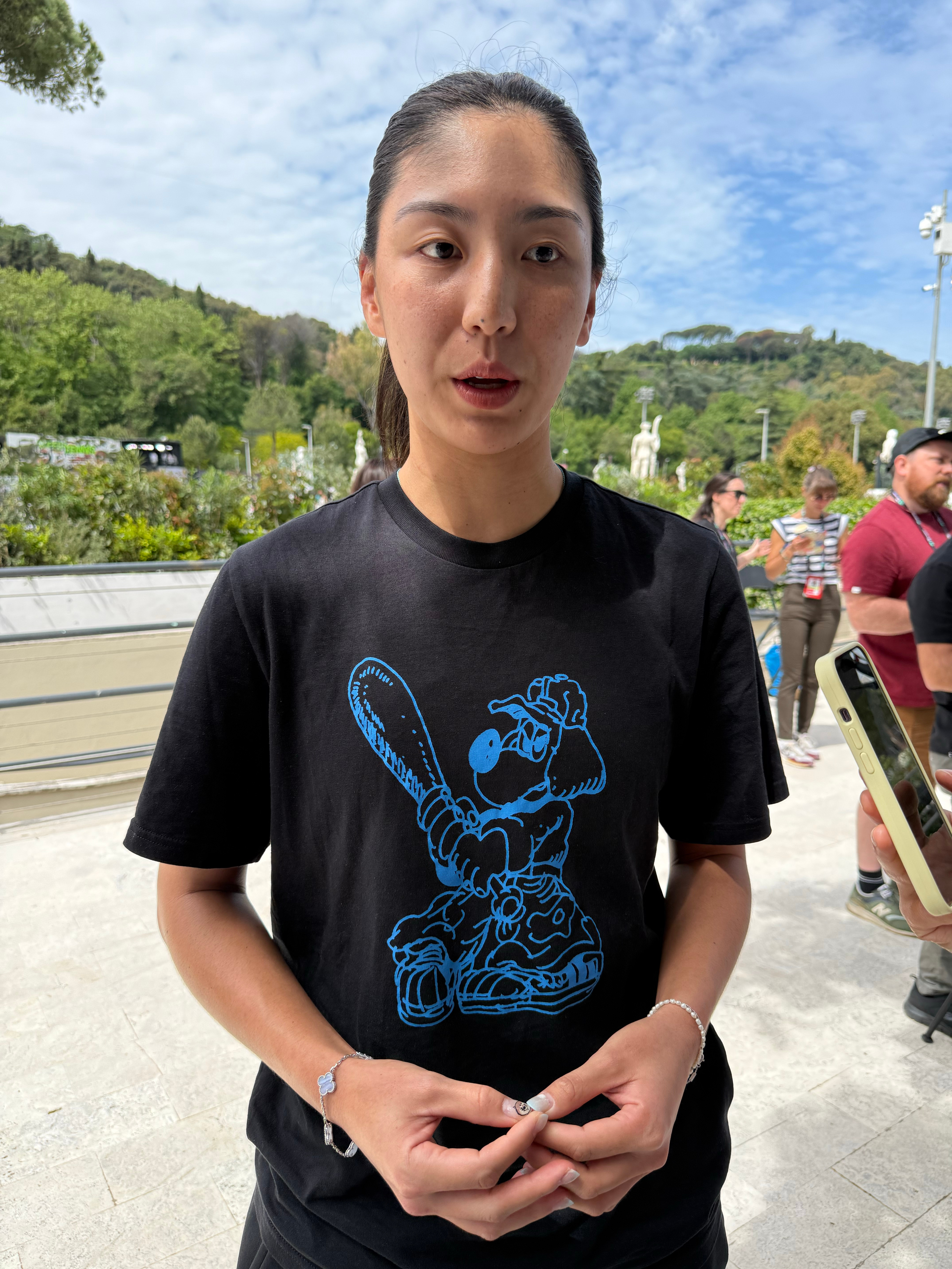 王欣瑜：“自己应该专注于现在，而不是寻找过去赢球的感觉。”罗马赛前问了王欣瑜，经