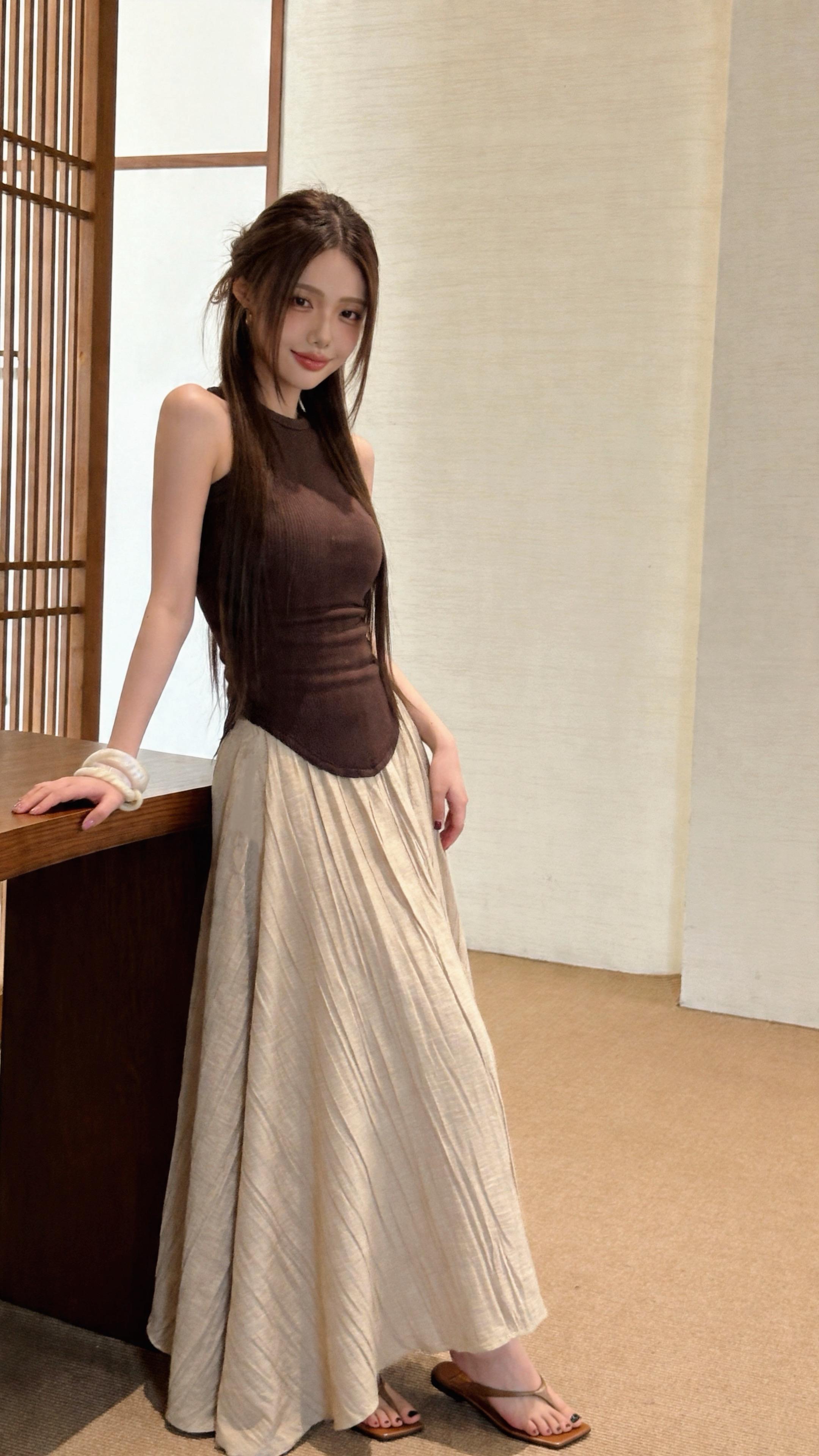 没有身份的占有欲最可笑了 明明不是恋人 却害怕他喜欢别人