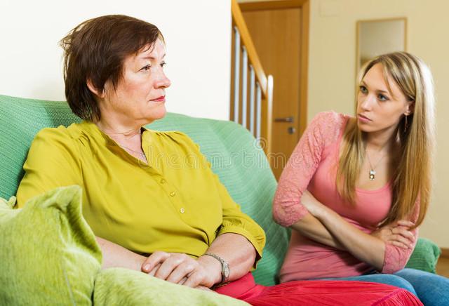 婆媳矛盾下的婚姻危机：一个男人的本能，两个女人的战争
闺蜜小丽和农村婆婆的婆媳关