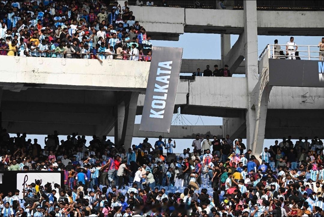 印媒：梅西团队表示不会继续参加今日活动，官员劝说无济于事根据印度媒体mint的报