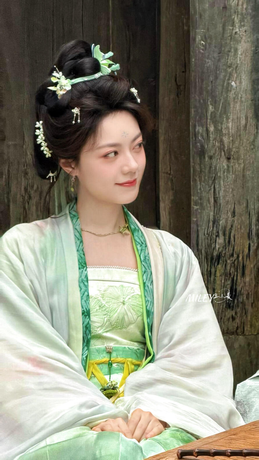 此女完全古言小说封面图来的赵今麦王安宇一念江南官宣节奏