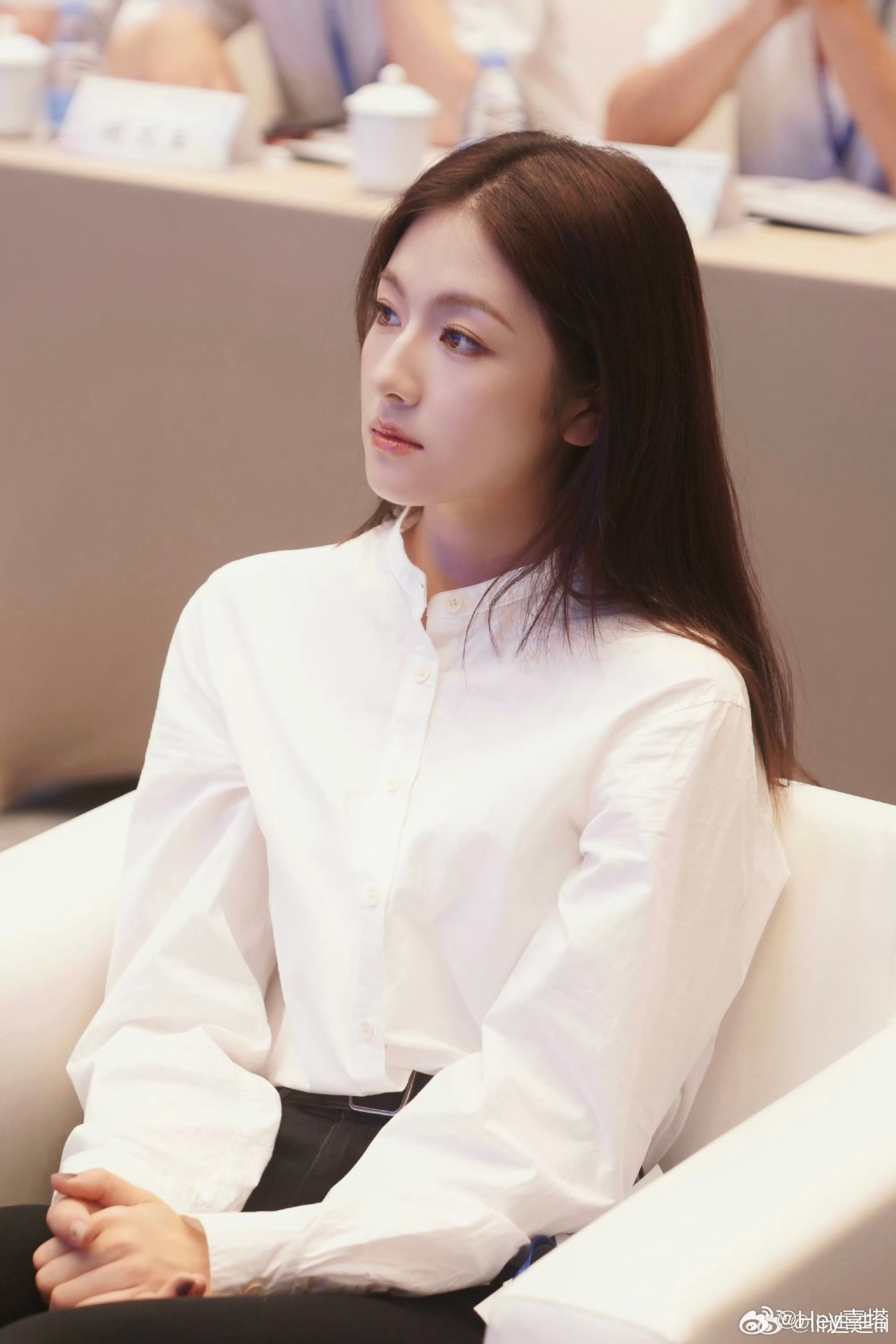 李兰迪还没拿到高干文女主剧本吗……今天的喀什恋歌研讨会，又去把之前的图翻出来了。