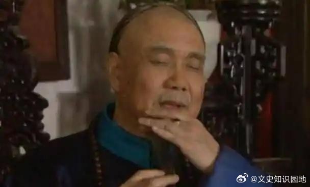 历史同样身为皇帝生母，为何康熙生母能让家族成为勋贵，雍正生母却未能做到？1713