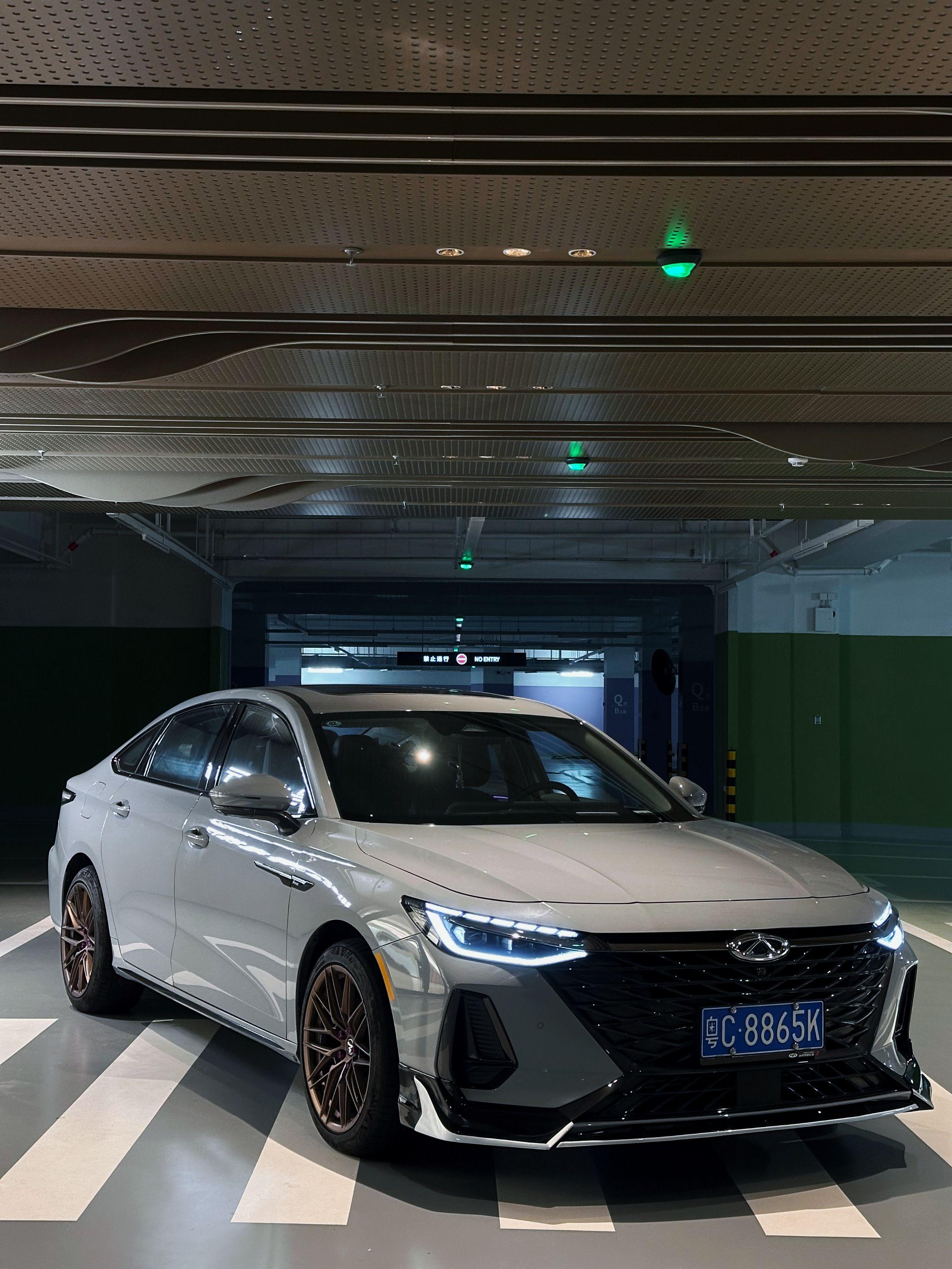 我不停努力只为了当初十八岁时无助的自己