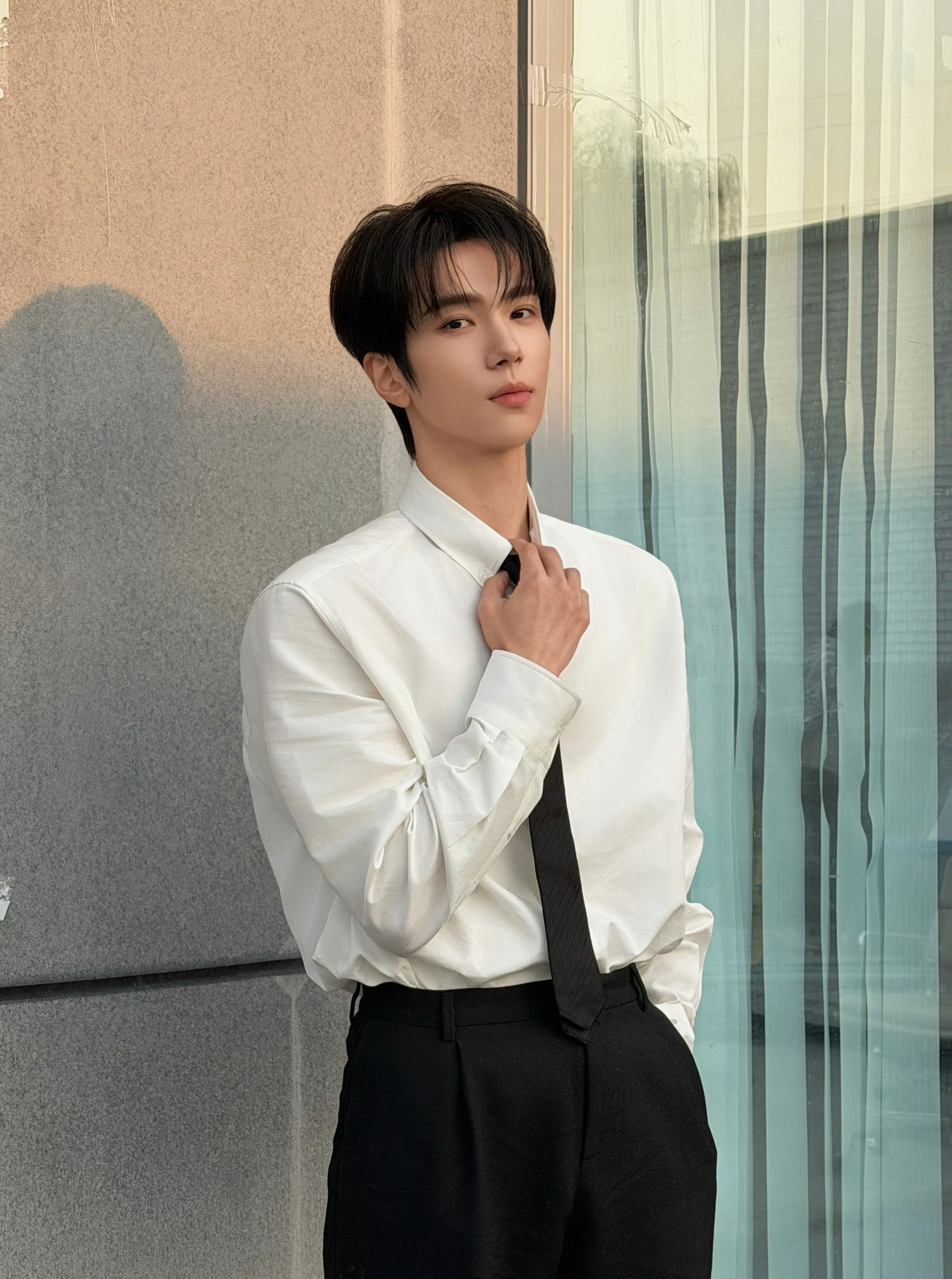 余承恩 yce余承恩天书黎明 yce余承恩顾天 追星让我明白，喜欢一个优秀的人，