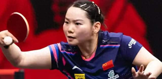 3-0韩莹，孙颖莎陪练打疯了！薛飞一轮游，国乒男队发声抵制饭圈