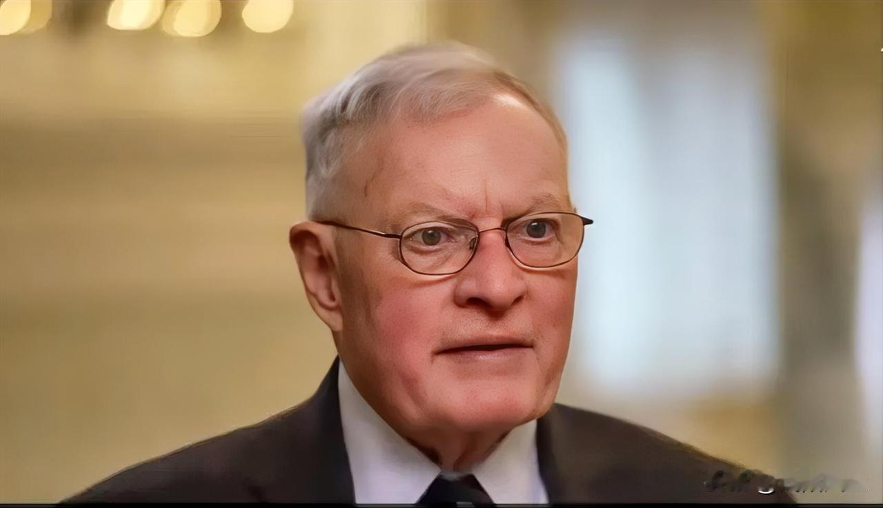 美国乌克兰特使凯洛格评泽连斯基:“他是个难缠的硬骨头，而且正在路上，我记得有一次