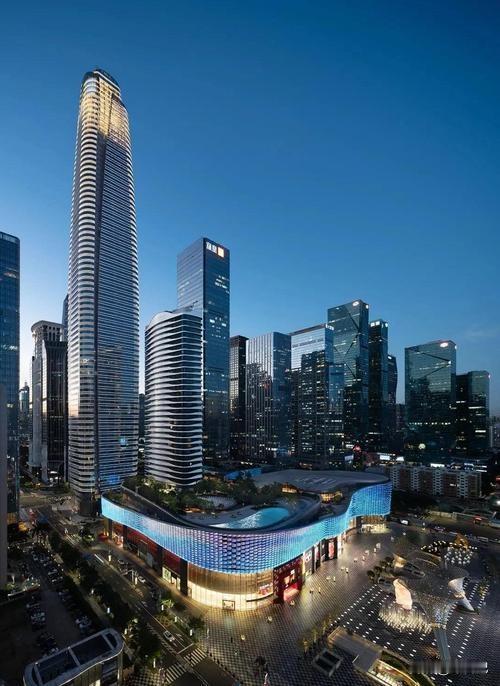 网友总结很到位，
网络科技是搞直播，
信息科技是催收，
网络信息是网贷，
电子商