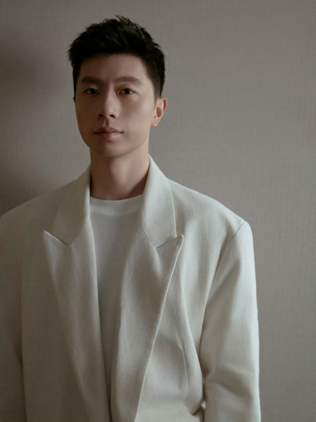 #马龙第九年捐赠球台#与龙队一起将快乐传递给更多人，再次祝福龙队生日快乐。 ​​