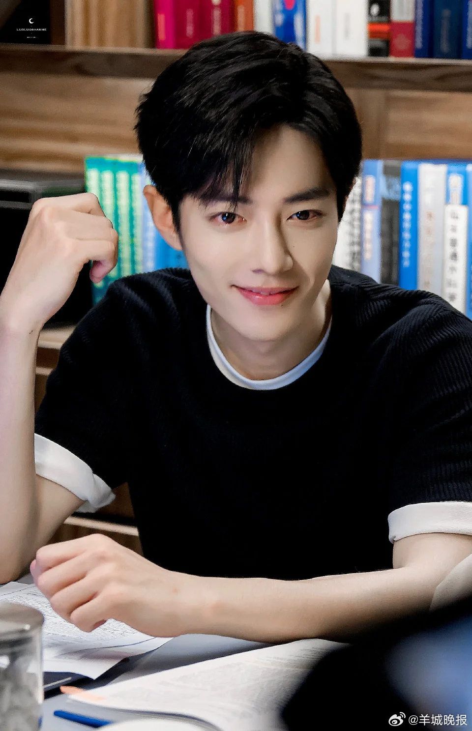 【你pick哪位现偶男主的穿搭？】他们的穿搭不需要繁琐堆砌，却能精准诠释角色的身