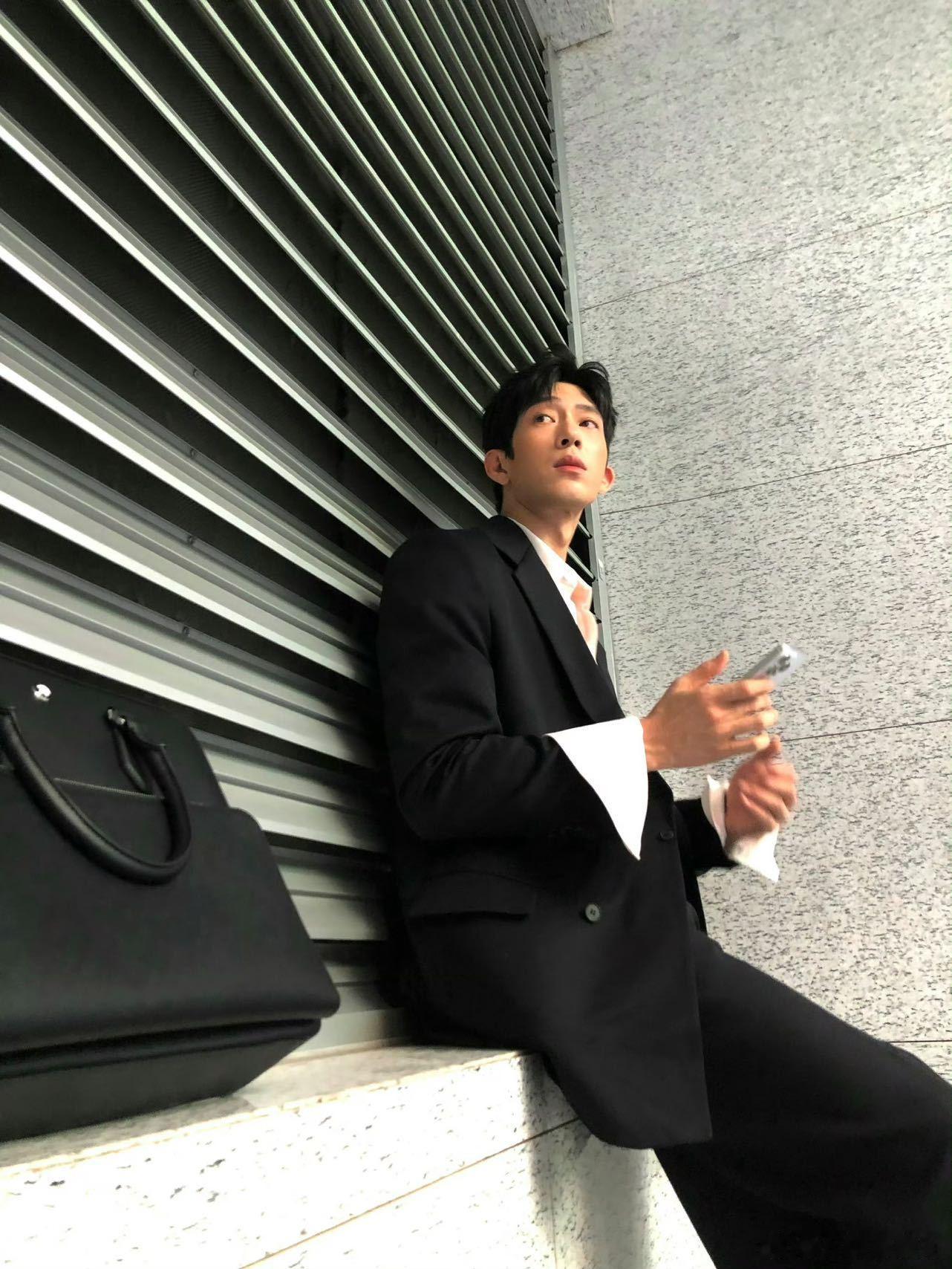 栾念遇到了最懂他的井柏然 “保险柜”不只是一句简单的比喻，是井柏然读完剧本之后对