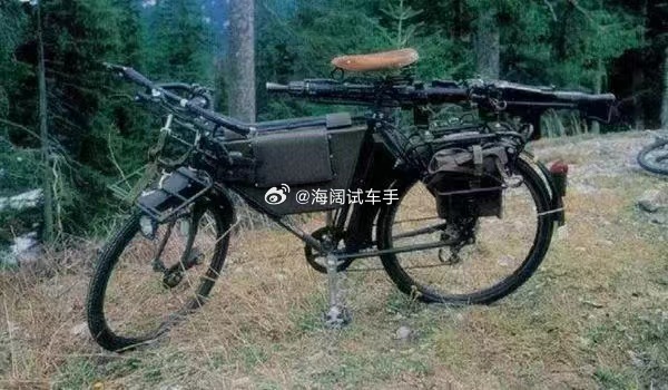 这是自行车版突击车？？？这是架了挺机枪吗？？？ 