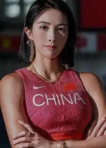 前几天闲着没事。我去扒了下林雨薇的近况。不扒不知道，一扒还真让人感慨，原来她早就
