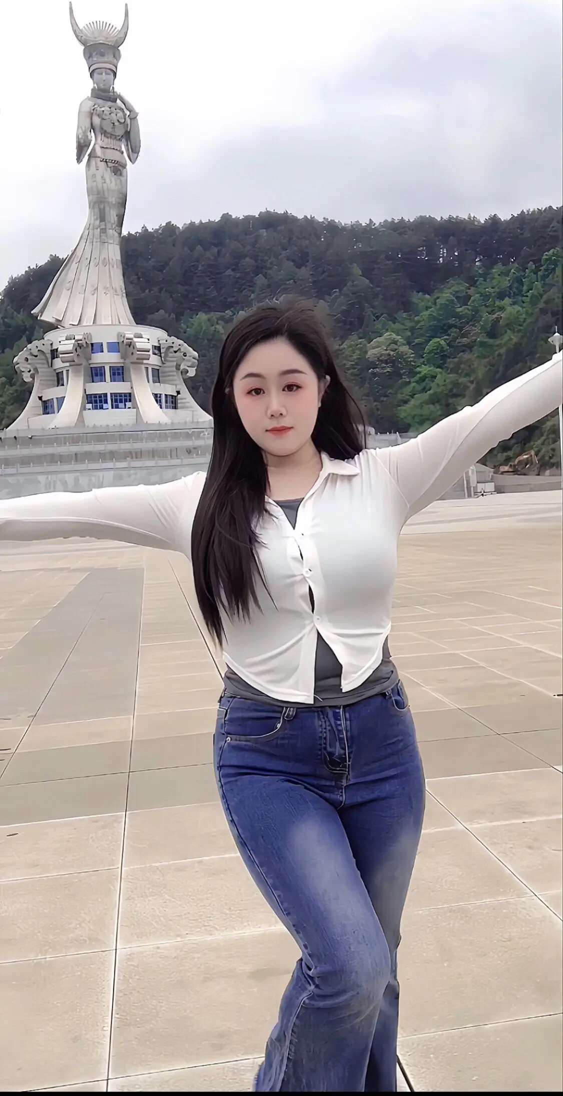 不知不觉4月又结束了，好像什么都没做，又好像什么都过去了。