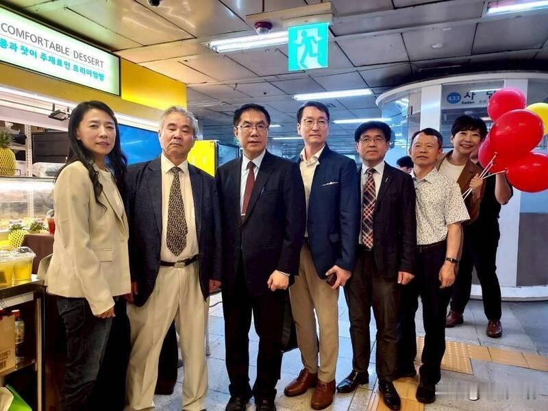 黄伟哲赴韩推销芒果

继今年4月赴韩推广台南农产品后，台南市长黄伟哲近日再度率团