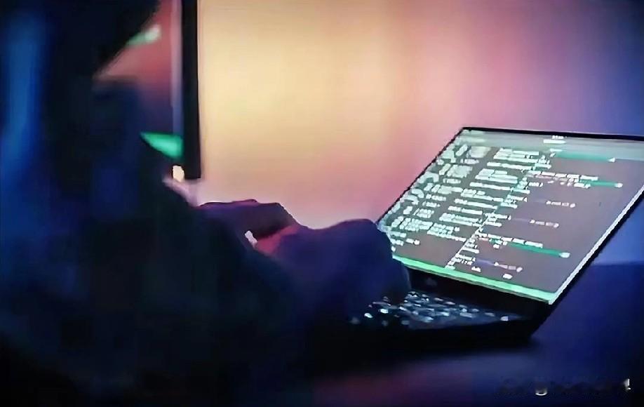 1月4日下午的最新消息，速报，全都不容错过，第三条： CIA监视马杜罗内幕曝光：