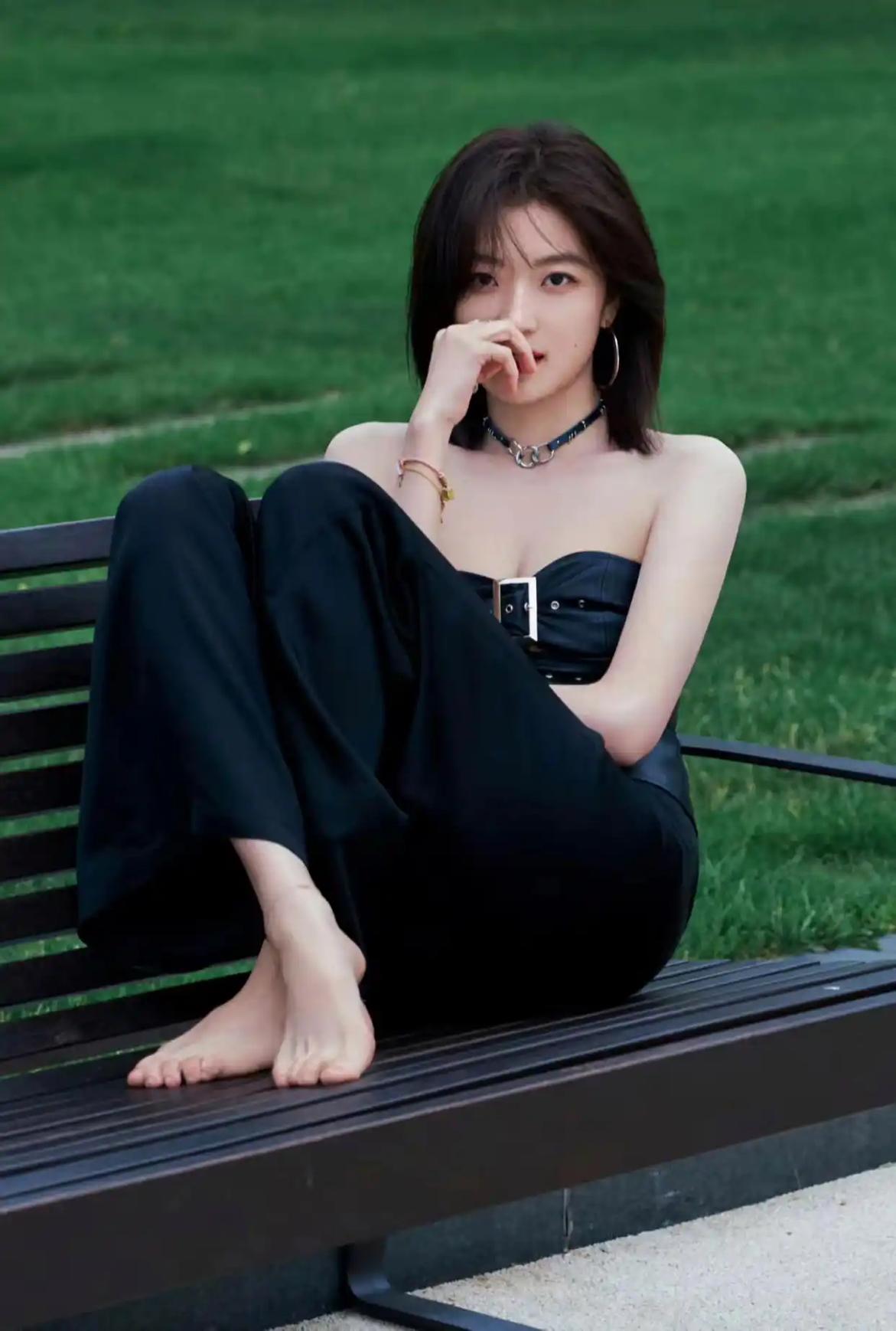 我的今日状态：😁轻松愉快
我这里的天气：☀️晴天
