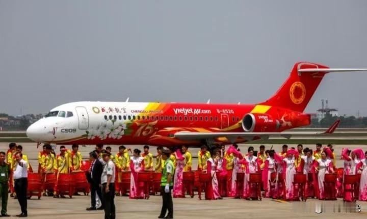 文莱航空公司获准运营中国商飞客机：国产大飞机的海外市场又获新突破
 
10月23