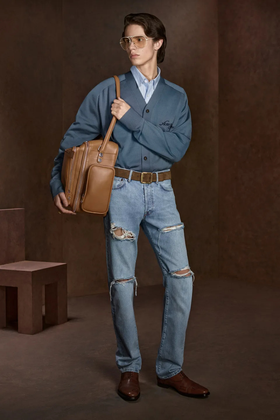 Acne Studios发布2026秋冬男装系列，主题为“新复古叙事”。系列以精