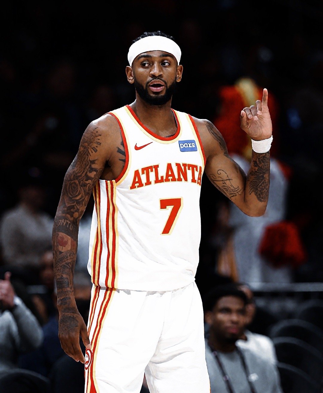 表弟尼基尔·亚历山大-沃克近三场场均数据🦅 30.0分🦅 4.7篮板🦅 3